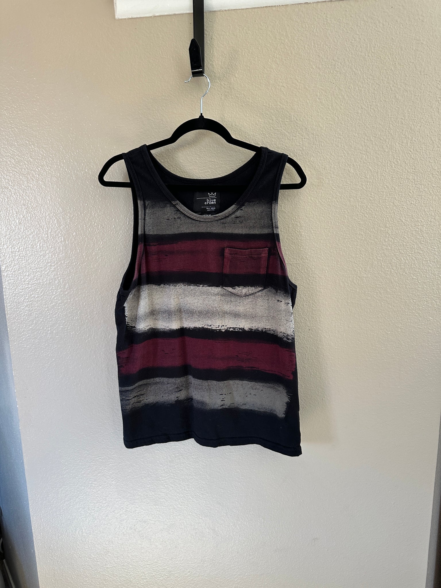 Blue Crown Men's Black Striped Tank Top