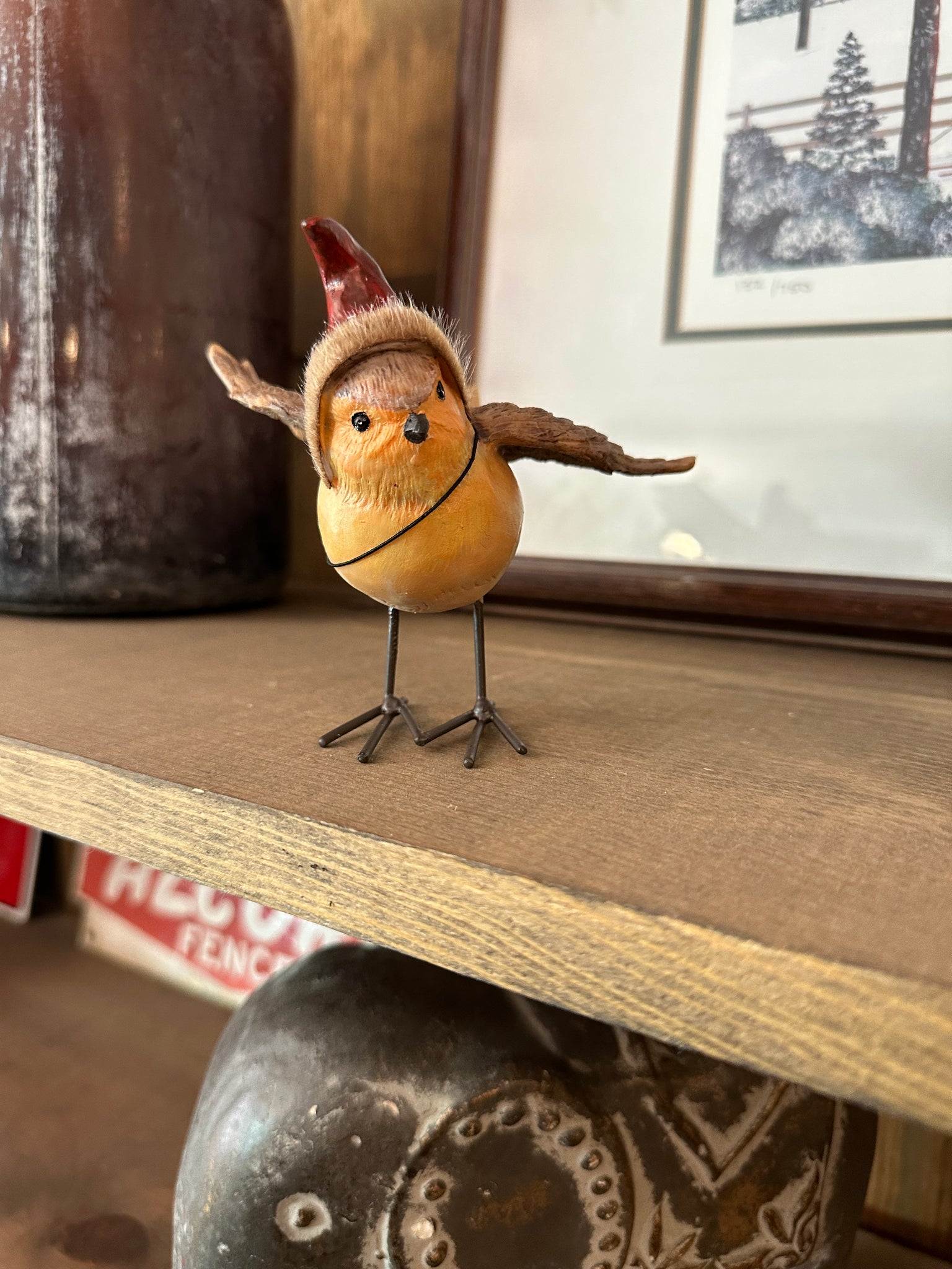 Resin Robin w/ Hat