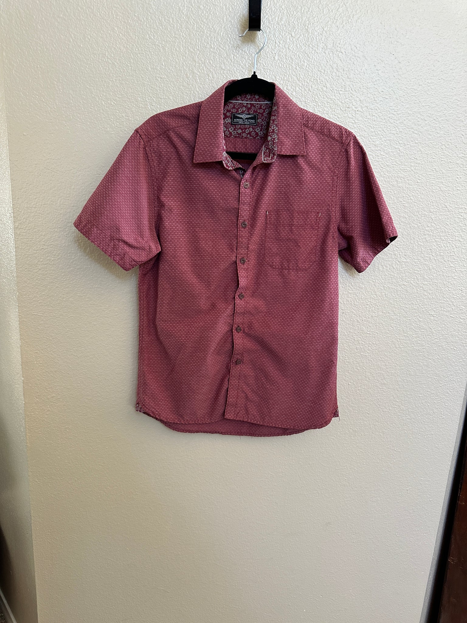 Across the Pond Men's Collared Shirt