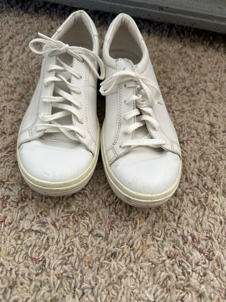 Vintage Ecco White Women's Sneakers