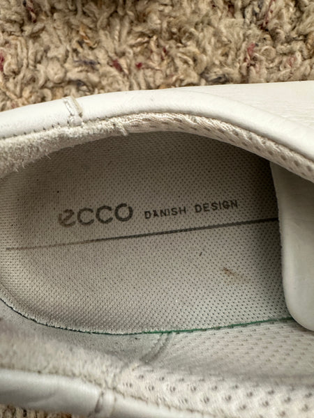 Vintage Ecco White Women's Sneakers