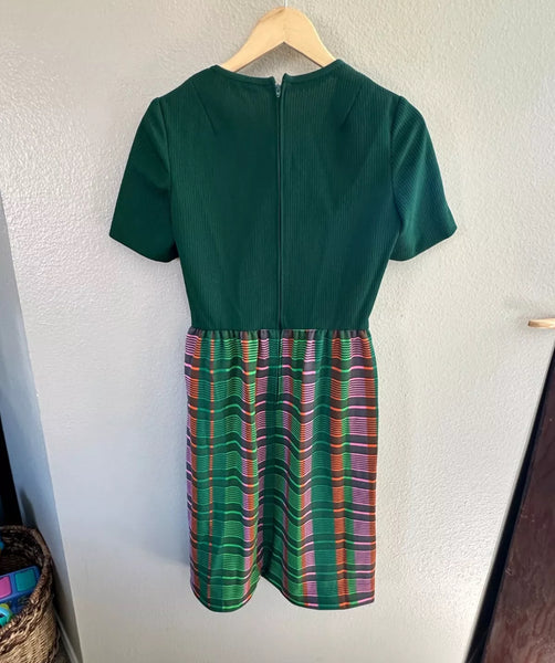 Vintage Leslie Fay Knits Green Dress with Belt