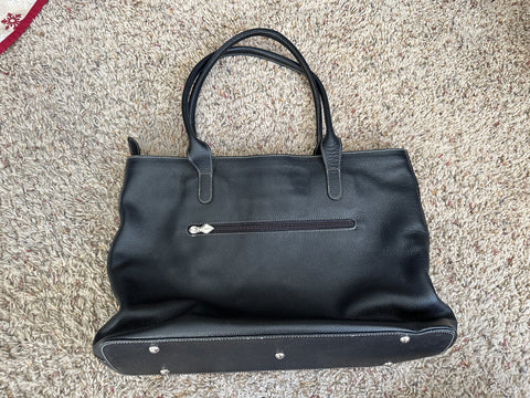 Isanti Women's Black Purse