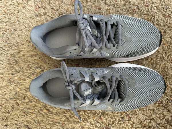 Nike Women's Downshifter 9 Cool Gray Shoes Size 8