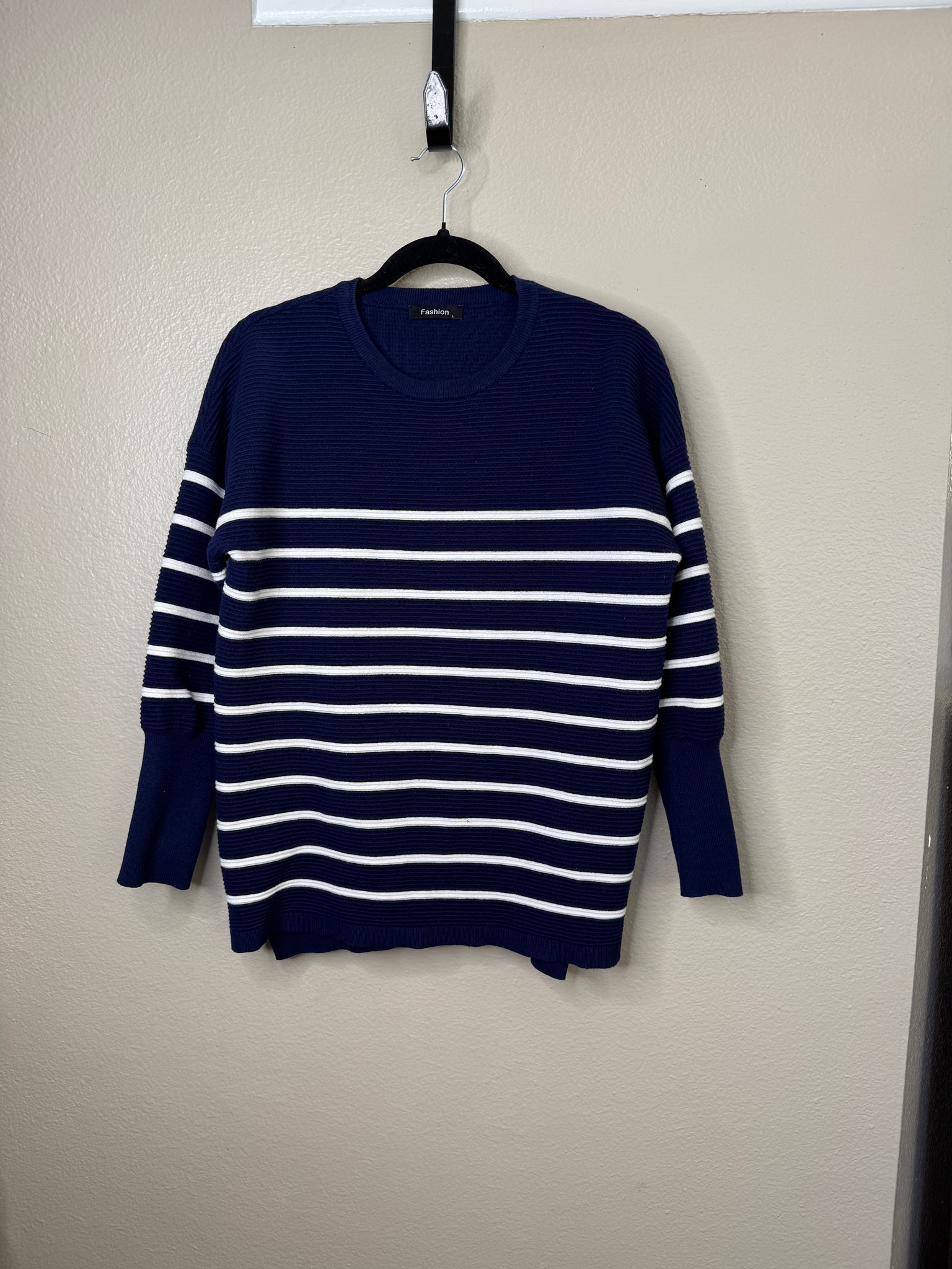 Fashion Women's Blue Sweater