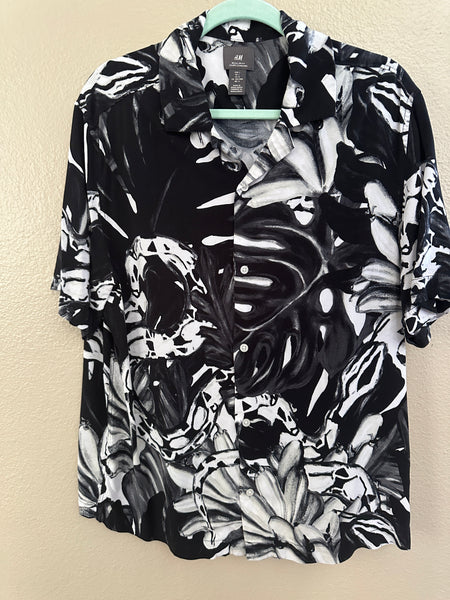 H&M Men's Short Sleeve Shirt