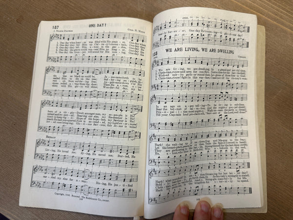 1944 Gospel Melodies pages 187-188