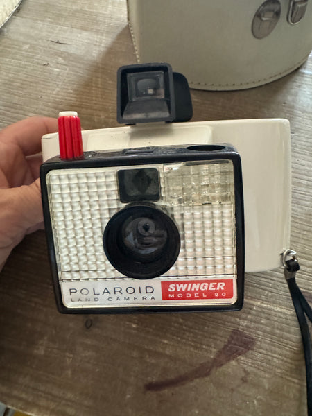 Polaroid Swinger Model 20 Land Camera front close