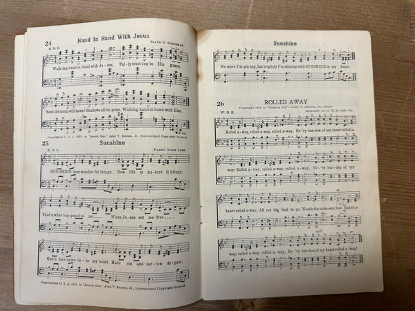 Chorus Melodies pages 24-25