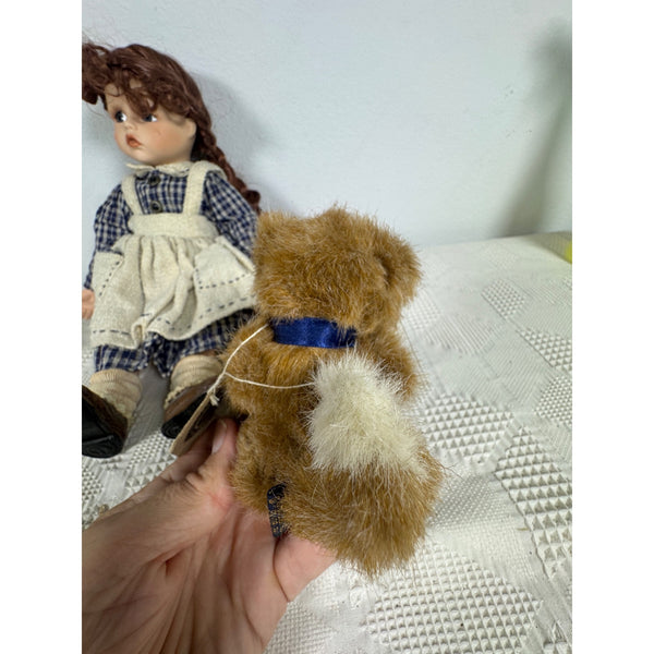 Boyds Bears Yesterdays Child Porcelain Doll "Jamie" With Plush Cat & Kitten Box