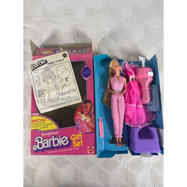 Twirly Curls Barbie Gift Set 1982 Mattel No 4097 w 2 Outfits and Accessories
