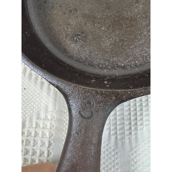 Wagner Ware Cast Iron Skillet No 3 1053L Vintage c1940s Frying Pan Made In USA