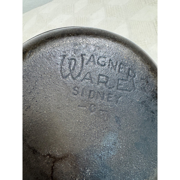 Wagner Ware Cast Iron Skillet No 3 1053L Vintage c1940s Frying Pan Made In USA