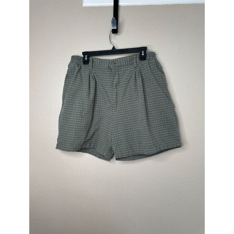 High Sierra mens Green Plaid Shorts 