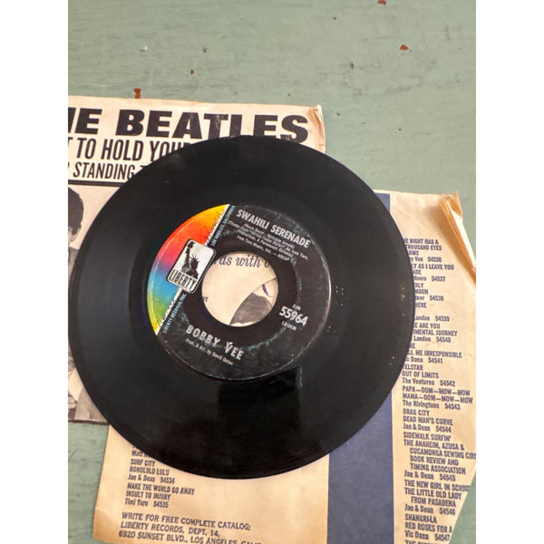 The Beatles I Want To Hold Your Hand 45 RPM Vinyl w Sleeve Capitol Records