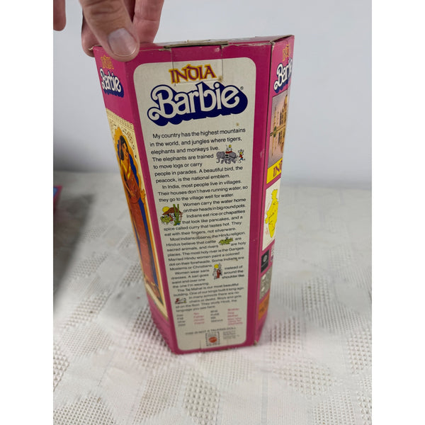 India Barbie Doll Vintage 1981 the World Collection Mattel 3897 NIB