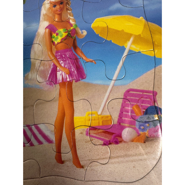 Barbie 1993 Golden Books Frame Tray Puzzle Beach Scene 8277 Vintage Collectible