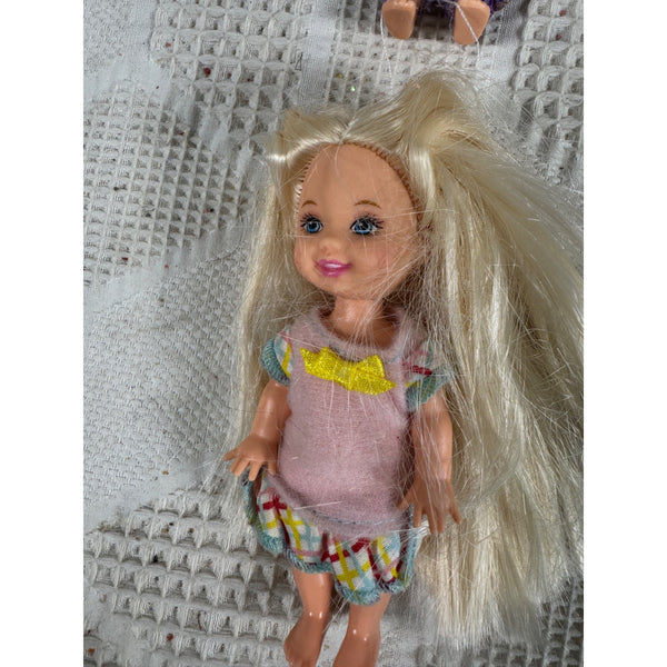 Vintage Lot of 6 Kelly and Friends Dolls 1990s Mixed Outfits and Styles