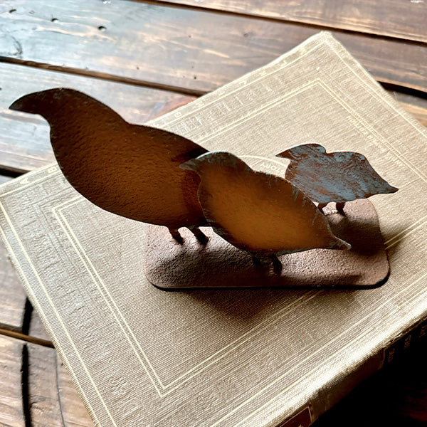 Rustic Steel Mother Quail and Family back side