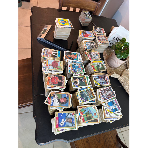 Bulk Lot Of 1 Pound Of 1980s Topps Baseball Trading Cards Assorted Teams Players