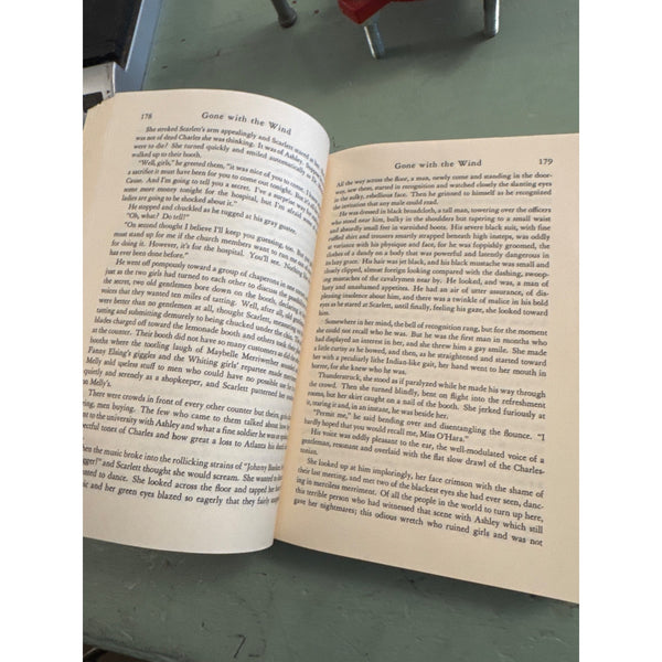 Gone With The Wind Margaret Mitchell Hardcover Macmillan Spring Novels Edition