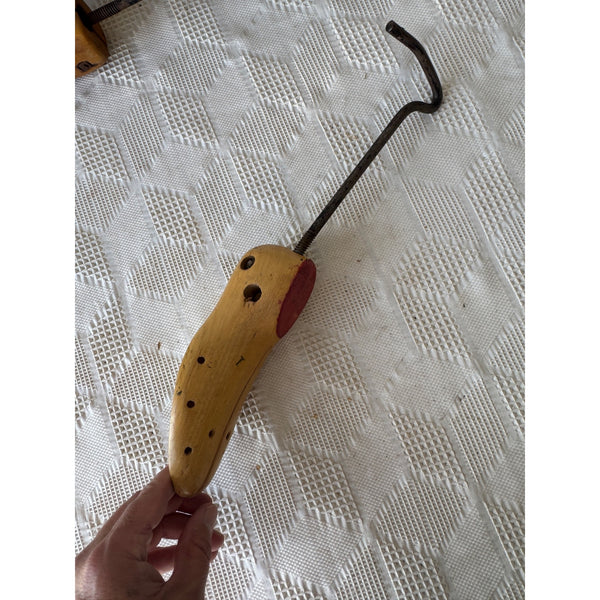 Redhead O A Miller Co Wooden Shoe Stretcher Form w Metal Handle Vintage Cobbler