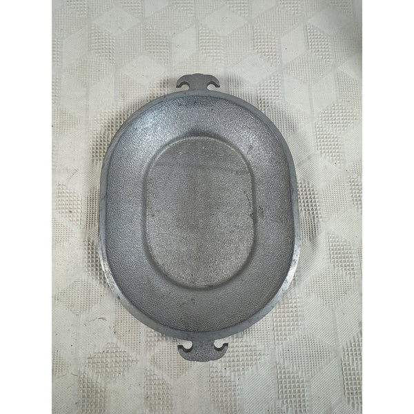 Guardian Service Aluminum Oval Serving Tray With Textured Design Handle Vintage