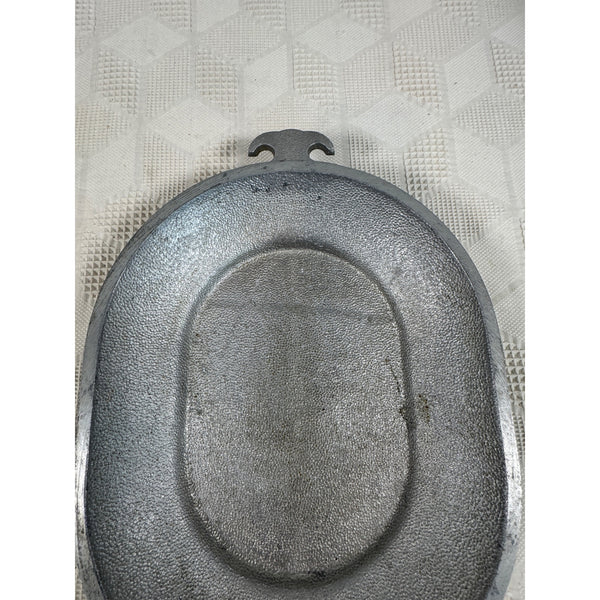 Guardian Service Aluminum Oval Serving Tray With Textured Design Handle Vintage