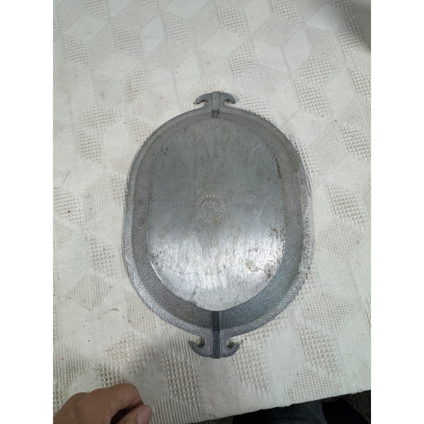 Guardian Service Aluminum Oval Serving Tray With Textured Design Handle Vintage