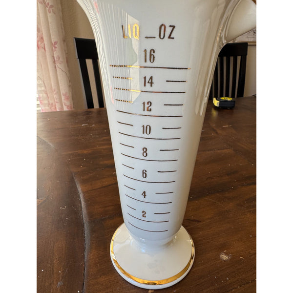 Owen Illinois Vintage Pharmacy Measuring Beaker Porcelain with Gold Trim 16 Oz