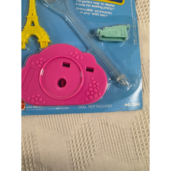 Barbie Play N Display Doll Stand Travel Fantasy w Eiffel Tower 1991 Mattel 7560