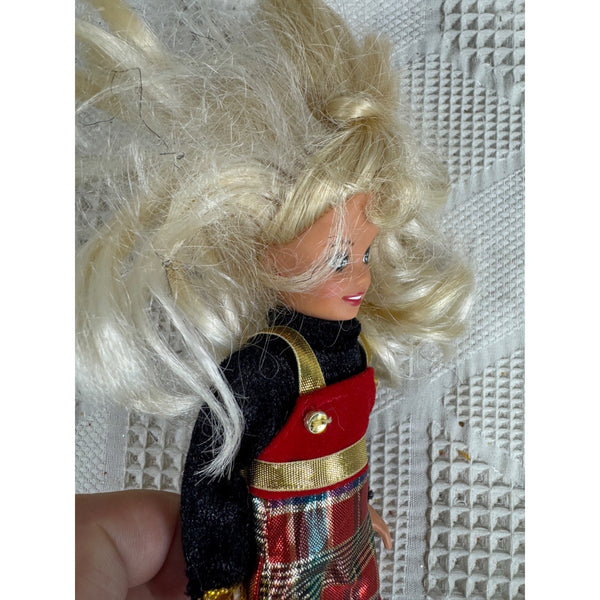 Vintage 1998 Stacie Sister of Barbie Doll Holiday Sister Plaid Dress Christmas