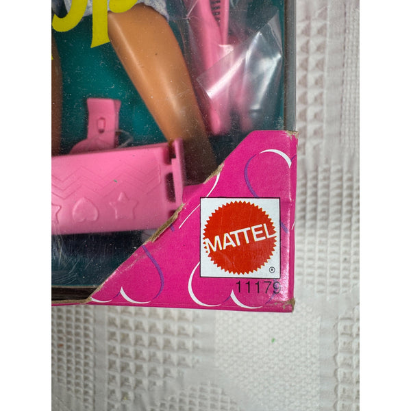Cool Crimp Skipper Doll 1993 Vintage Mattel With Accessories 11179 NIB