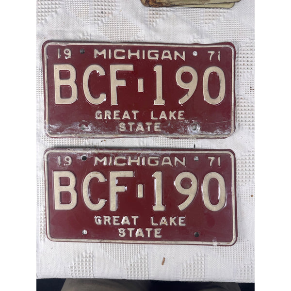 1971 Michigan State License Plates Pair BCF 190 Vintage Red w Embossed White