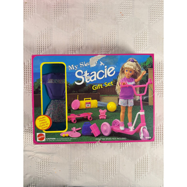 My Sister Stacie Gift Set By Mattel w Accessories 1992 NIB Vintage 9365