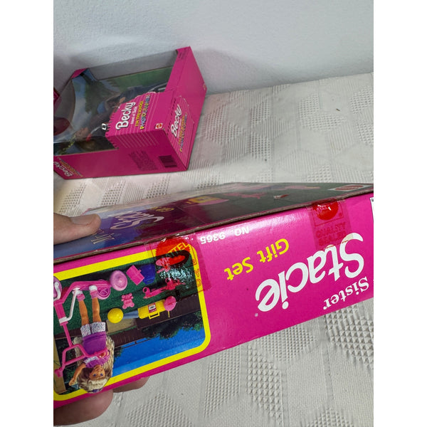 My Sister Stacie Gift Set By Mattel w Accessories 1992 NIB Vintage 9365