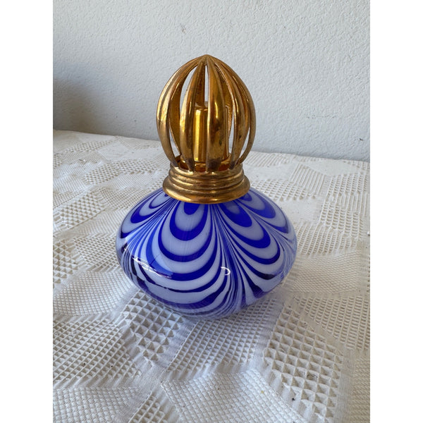 La-Tee-Da Blue & White Swirl Gold-Tone Effusion Fragrance Lamp Modern