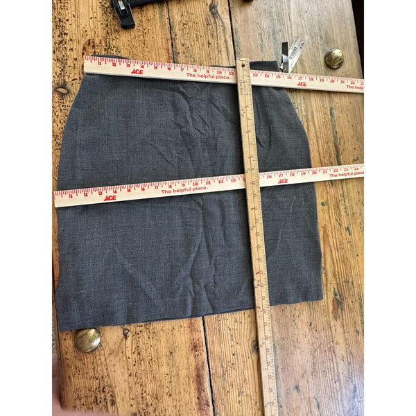 NWT Vintage Lorianne Womens Gray Skirt