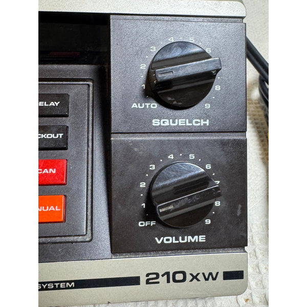 Uniden Bearcat 210XW 20 Channel Synthesized Radio Scanner w Antenna Works