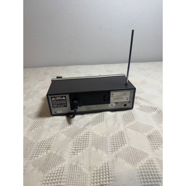 Uniden Bearcat 210XW 20 Channel Synthesized Radio Scanner w Antenna Works