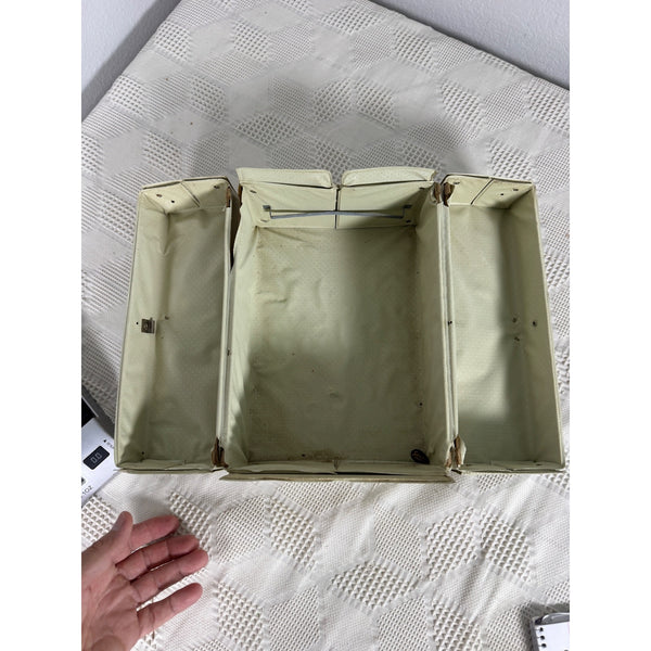 Vintage 1964 Mattel Skipper Barbies Little Sister Doll Carrying Case