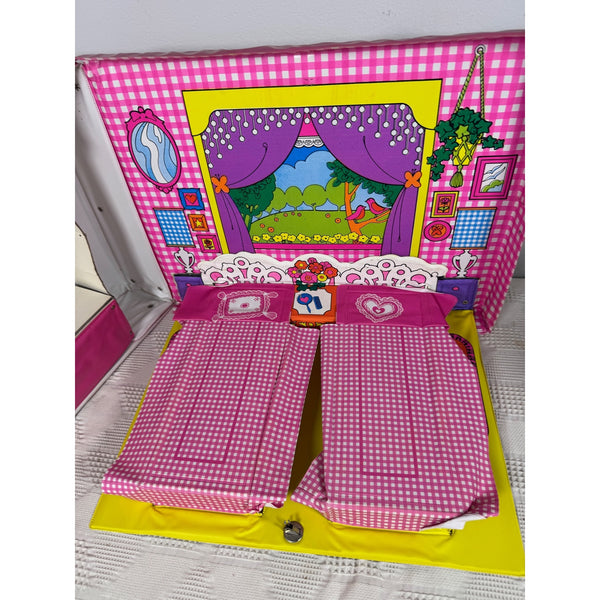 World of Barbie Sleep N Keep Case Vintage 1974 Doll Storage Playset By Mattel