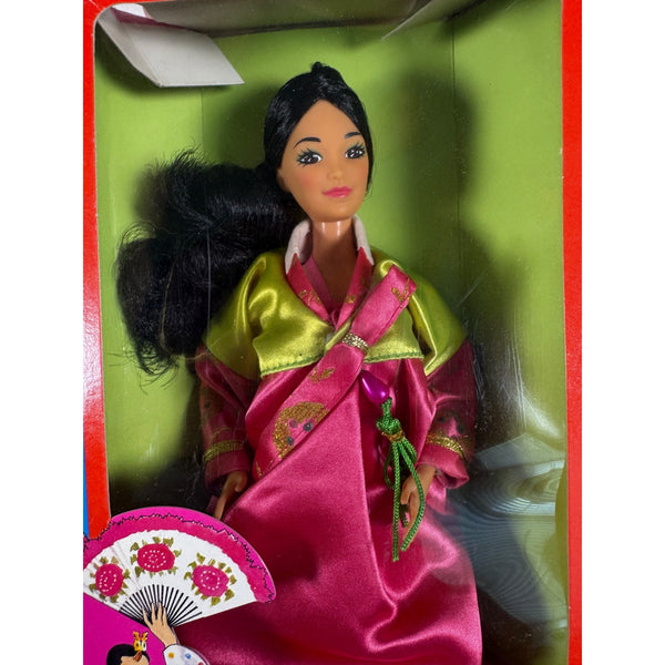 Korean Barbie Doll Mattel 1990s Dolls Of The World Collection 4929 NIB