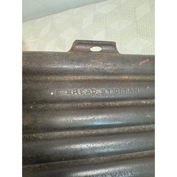 Wagner Ware Cast Iron Breadstick Pan 22E Vintage 1930s Sidney Ohio Bakeware 1326
