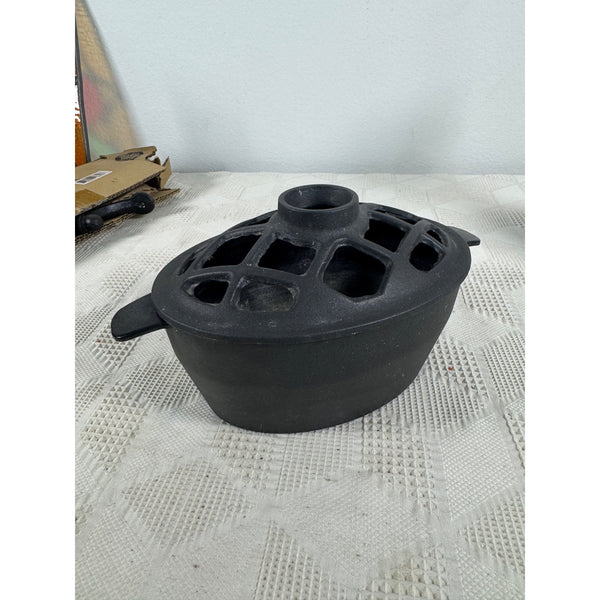 John Wright Cast Iron Stovetop Humidifier Potpourri Steamer Lattice Style Lid