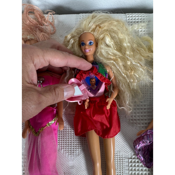 Vintage Barbie Dolls Lot Of 7 w Outfits Mixed Styles Pre Owned 1990 to 2000