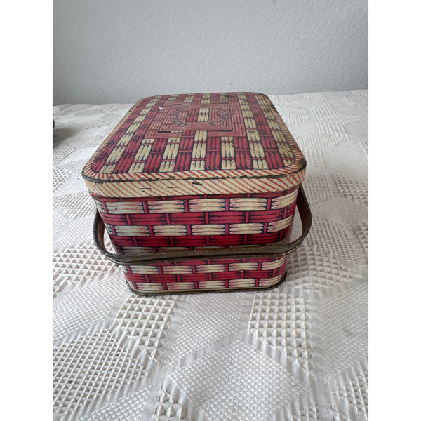 Vintage Dixie Queen Plug Cut Tobacco Tin Basket Design w Metal Handles