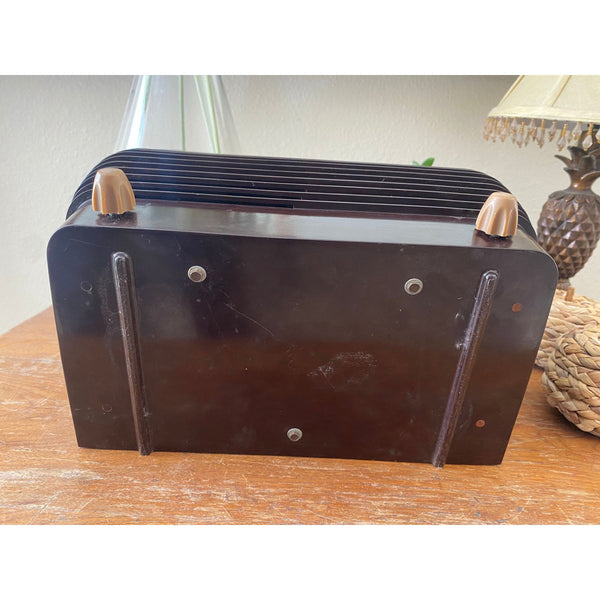 Stromberg Carlson Model 1500H Vintage Bakelite Tabletop Radio AM Dial