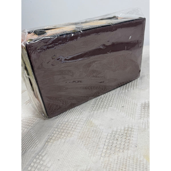 Paris Eiffel Tower Tissue Box Cover Latch Leatherette Finish Old World Stye NEW