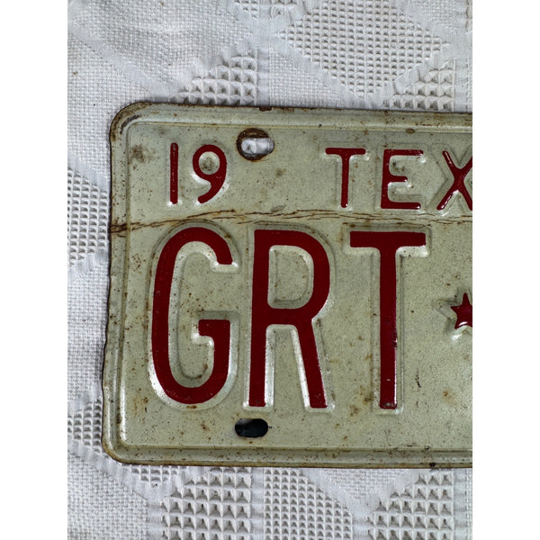 Vintage 1974 Texas License Plate GRT White w Red Embossed Lettering Rustic